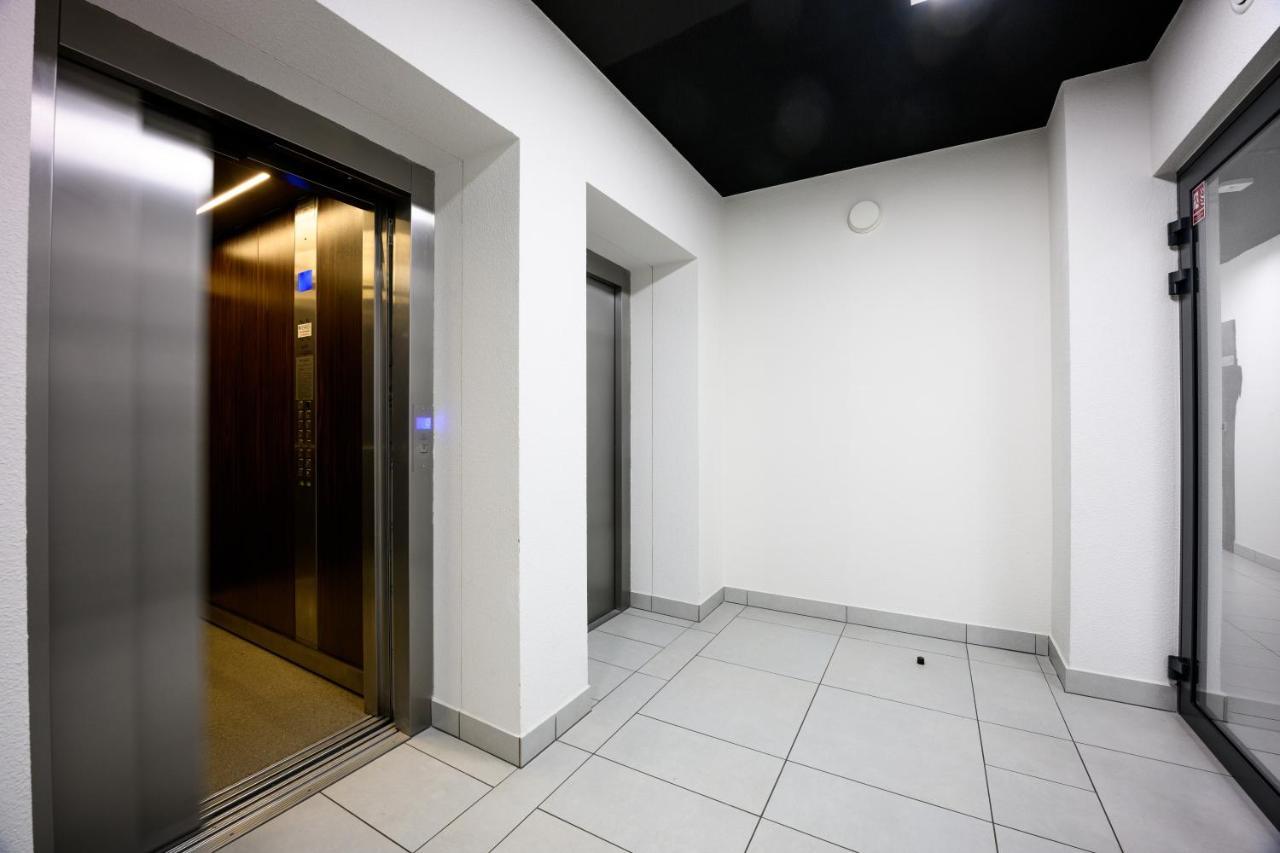 Native Apartments Barska 69 크라쿠프 외부 사진